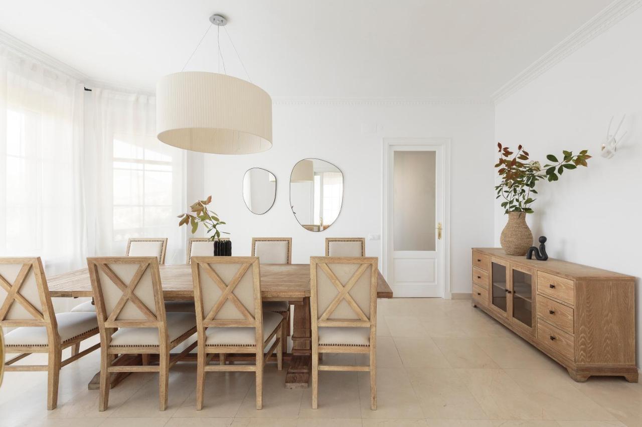 Luxury Seaview By Olala Homes
